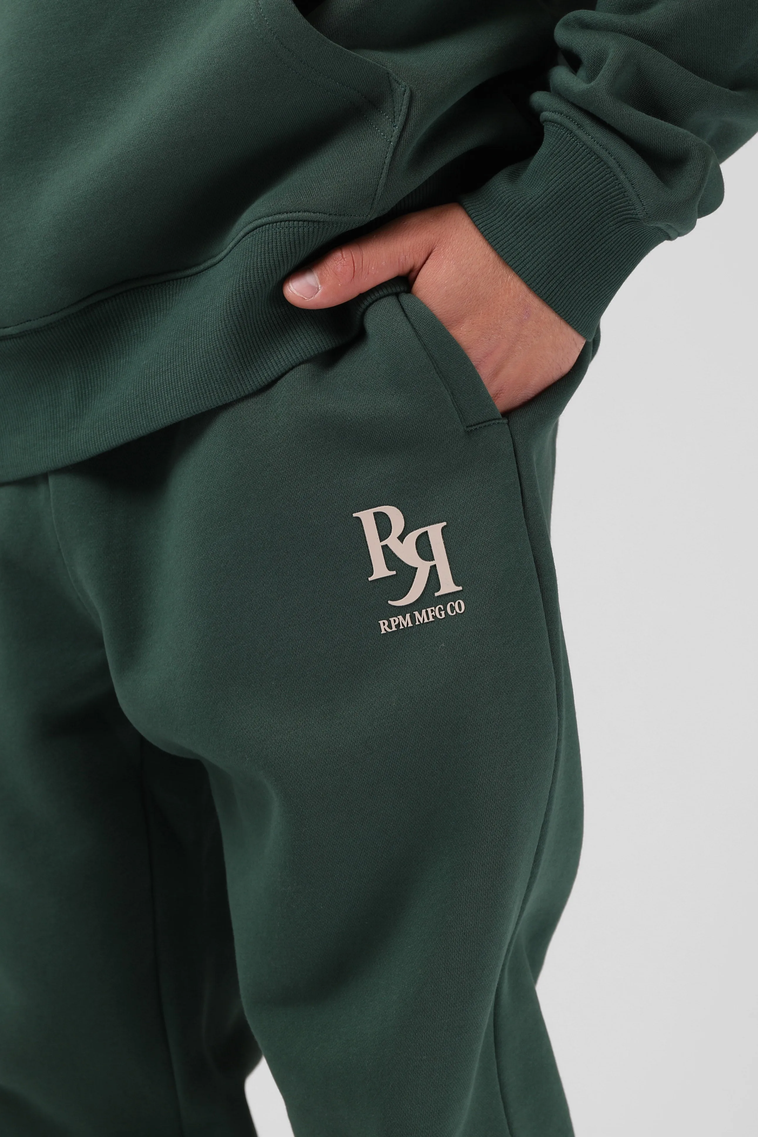 Base Tracky - Pine Needle