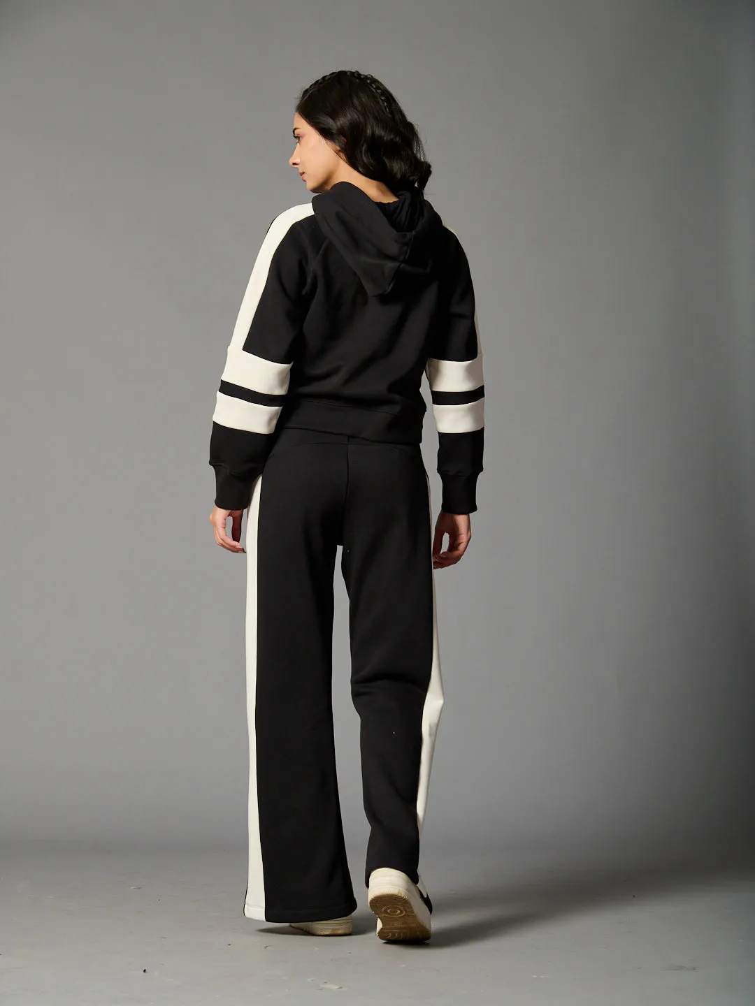 Colourblock Hoodie with Side Slit Fleece Pants Coord set for Women