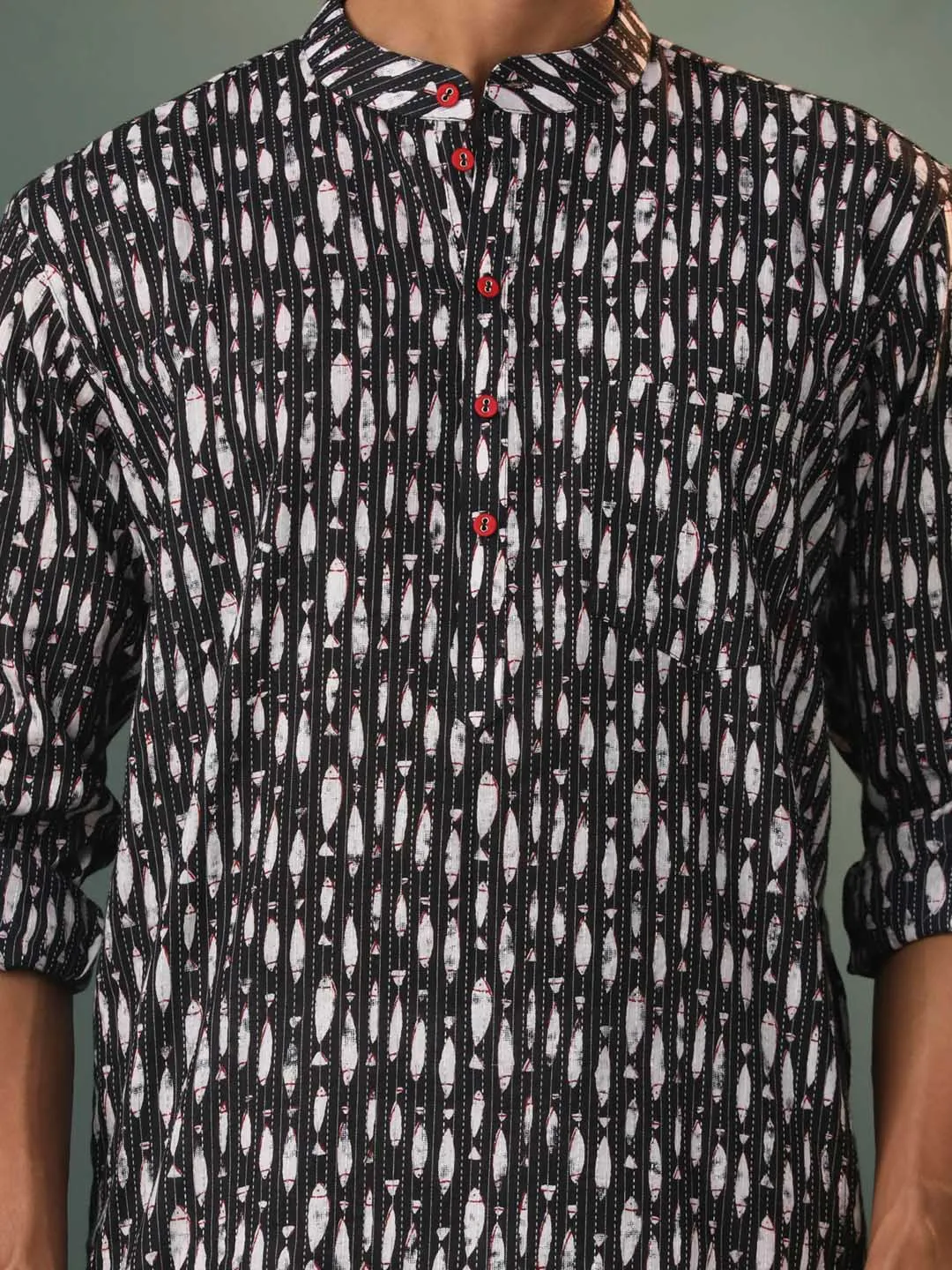 VASTRAMAY Black Thread Work Cotton Kurta Pyjama